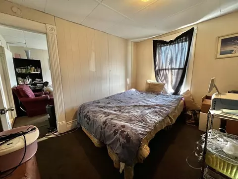 Bedroom - 344-346 Main St, Springfield, MA 01105 photo 1 of 5