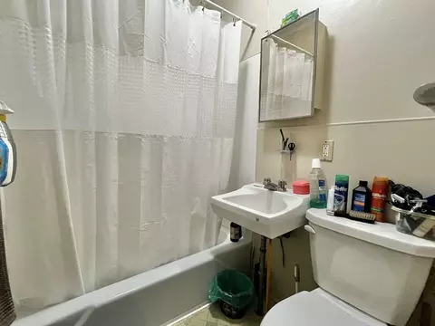 Bath - 344-346 Main St, Springfield, MA 01105 photo 2 of 2