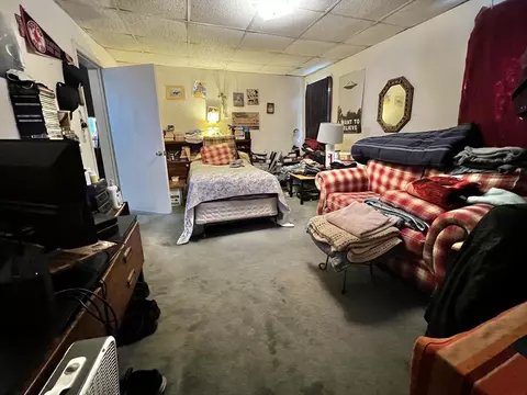 Bedroom - 344-346 Main St, Springfield, MA 01105 photo 3 of 5