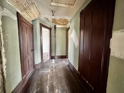 Entry Way - 344-346 Main St, Springfield, MA 01105 photo 1 of 1
