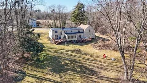 343 Neck Rd, Lancaster, MA 01523