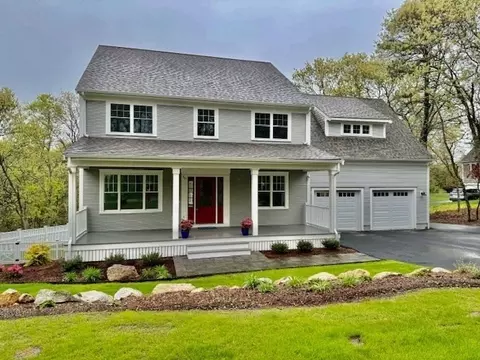 56 Bursley Path, Barnstable, MA 02668