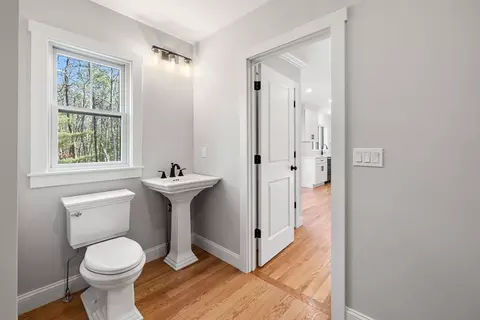 294 Mashpee Neck Rd, Mashpee, MA 02649 photo 18