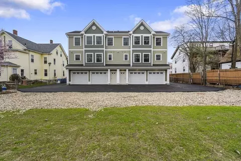 61 Robbins St #2, Waltham, MA 02453