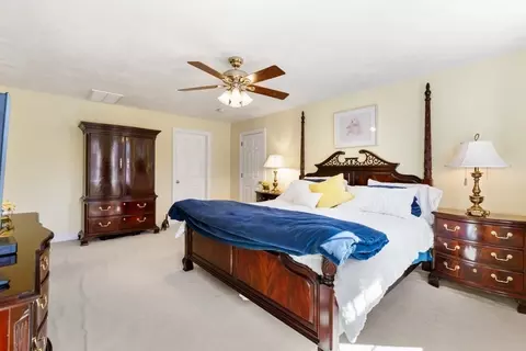 Bedroom - 10 Hillside Dr, Georgetown, MA 01833 photo 3 of 6
