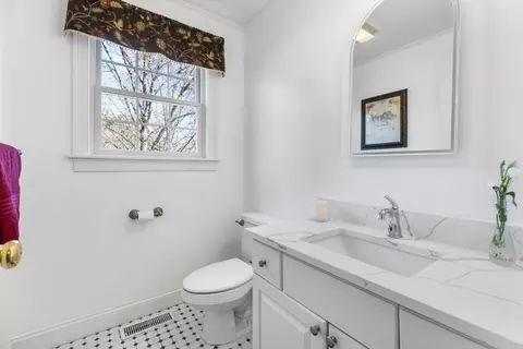 Bath - 10 Hillside Dr, Georgetown, MA 01833 photo 1 of 4