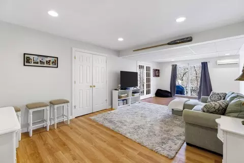 Living - 10 Hillside Dr, Georgetown, MA 01833 photo 10 of 11