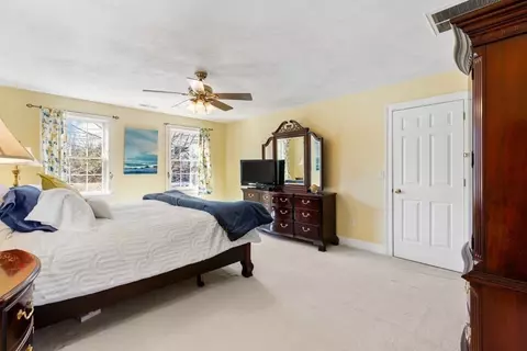 Bedroom - 10 Hillside Dr, Georgetown, MA 01833 photo 2 of 6