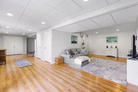 Living - 10 Hillside Dr, Georgetown, MA 01833 photo 9 of 11