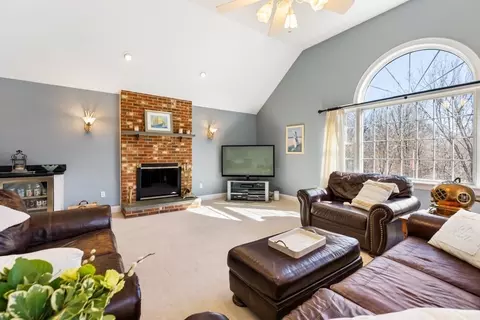 Living - 10 Hillside Dr, Georgetown, MA 01833 photo 2 of 11
