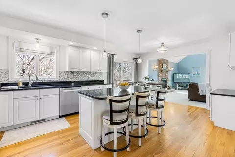Kitchen - 10 Hillside Dr, Georgetown, MA 01833 photo 2 of 5