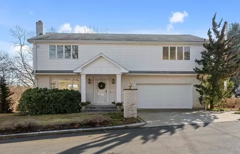 96 Woodland Ave S, Lynn, MA 01904