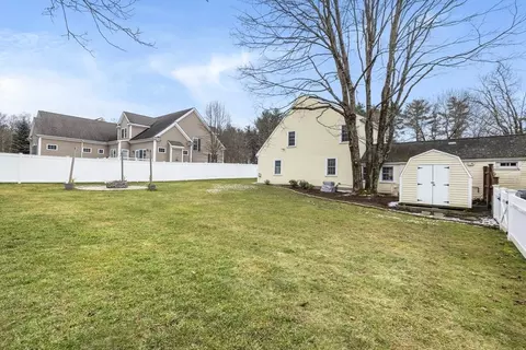 Exterior - 246 Plain St #B, Millis, MA 02054 photo 5 of 13