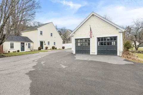 Exterior - 246 Plain St #B, Millis, MA 02054 photo 3 of 13