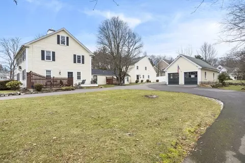 Exterior - 246 Plain St #B, Millis, MA 02054 photo 11 of 13