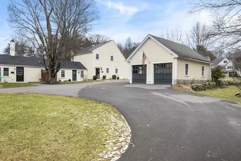 Exterior - 246 Plain St #B, Millis, MA 02054 photo 2 of 13