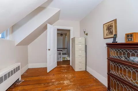 Bedroom - 12 Centre St, Danvers, MA 01923 photo 7 of 10