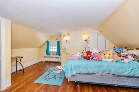 Bedroom - 12 Centre St, Danvers, MA 01923 photo 8 of 10