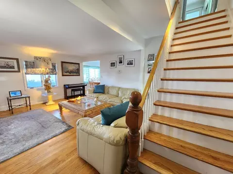 Living - 991 Broadway, Everett, MA 02149 photo 1 of 9
