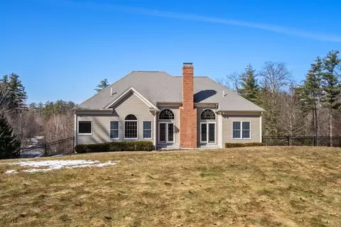 Exterior - 40 Sandy Ridge Rd, Sterling, MA 01564 photo 4 of 9