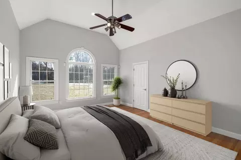 Bedroom - 40 Sandy Ridge Rd, Sterling, MA 01564 photo 2 of 2