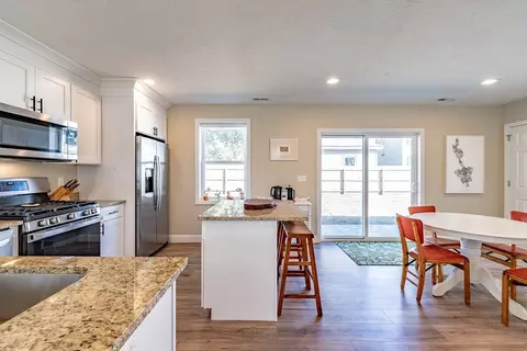 Kitchen - 20 Ormond Dr, Northampton, MA 01062 photo 5 of 6