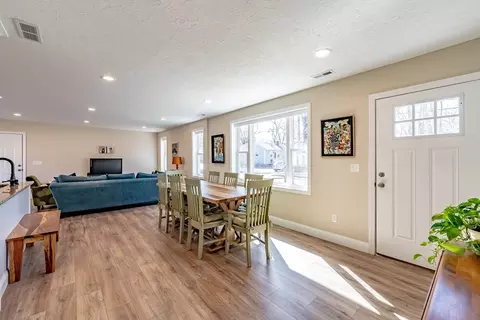 Dining - 20 Ormond Dr, Northampton, MA 01062 photo 3 of 4