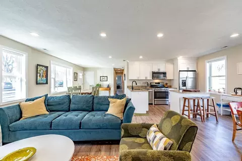 Living - 20 Ormond Dr, Northampton, MA 01062 photo 1 of 5