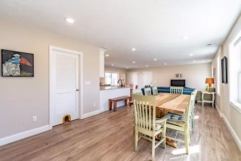 Dining - 20 Ormond Dr, Northampton, MA 01062 photo 4 of 4