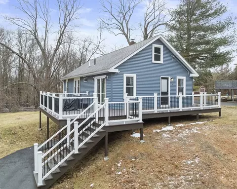 43 Sanderson Ave, Weymouth, MA 02189