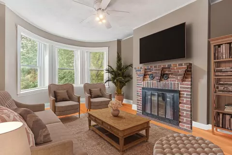 1892 Beacon St #3, Brookline, MA 02445