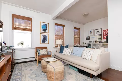 183 W 8th St #2, Boston, MA 02127