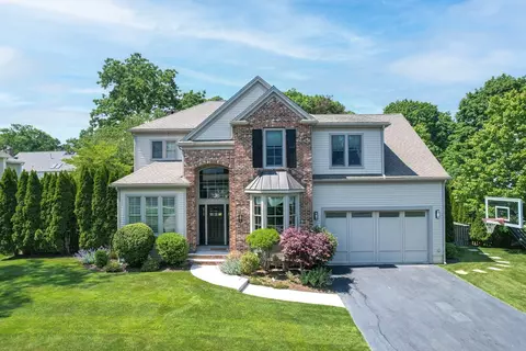 9 Patton Rd, Wellesley, MA 02482