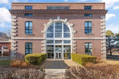 42 8th St #5101, Boston, MA 02129