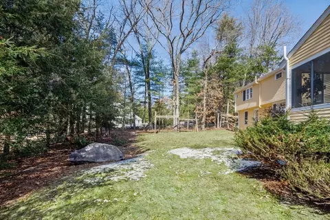 Exterior - 5 Madison Ln, Acton, MA 01720 photo 2 of 5