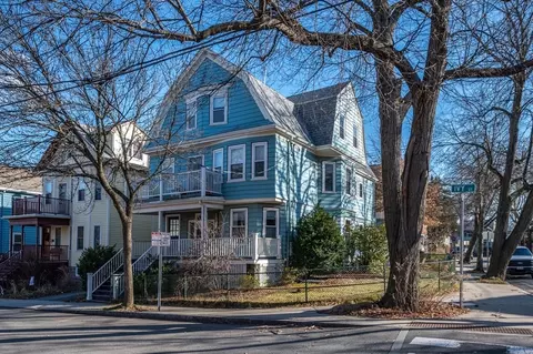 2 Ivy St # -4, Cambridge, MA 02138