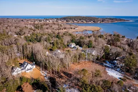 35 Soule Ave, Duxbury, MA 02332