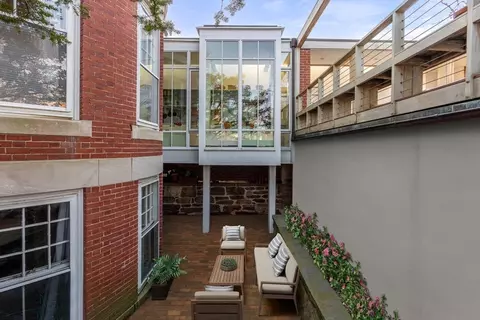 40 Hawes St, Brookline, MA 02446 photo 31