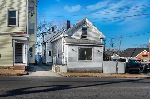 11 Main St, North Andover, MA 01845