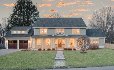 12 Southfield Rd, Concord, MA 01742