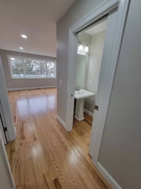 Entry Way - 579 Summit St #1, Fall River, MA 02724 photo 3 of 8