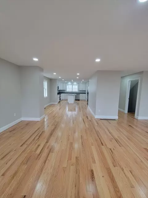 Entry Way - 579 Summit St #1, Fall River, MA 02724 photo 2 of 8