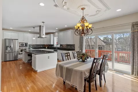 Dining - 25 Blueberry Path, Acton, MA 01720 photo 4 of 6