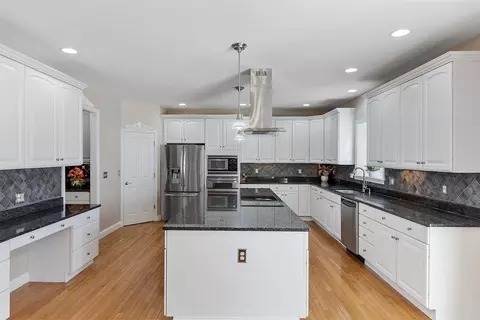 Kitchen - 25 Blueberry Path, Acton, MA 01720 photo 1 of 7