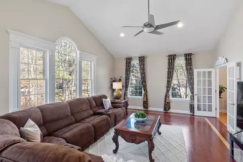 Living - 25 Blueberry Path, Acton, MA 01720 photo 4 of 9