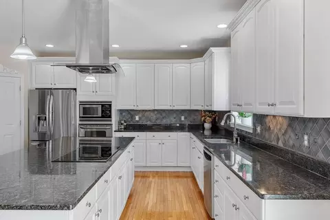 Kitchen - 25 Blueberry Path, Acton, MA 01720 photo 3 of 7