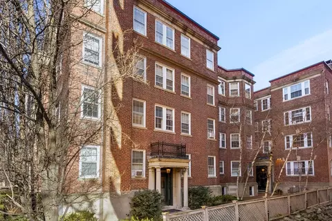 31 Concord Ave #15, Cambridge, MA 02138