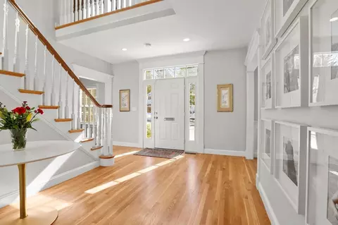 48 Jackson Rd, Wellesley, MA 02481 photo 3