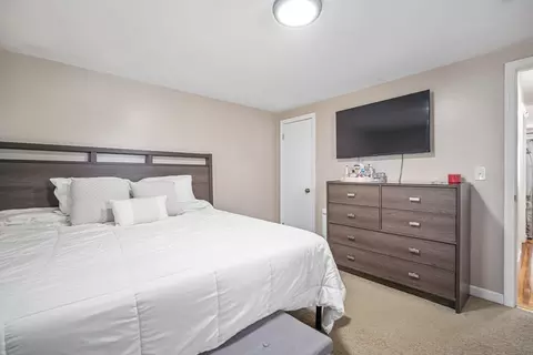 Bedroom - 182 Wrentham Rd, Springfield, MA 01119 photo 3 of 5