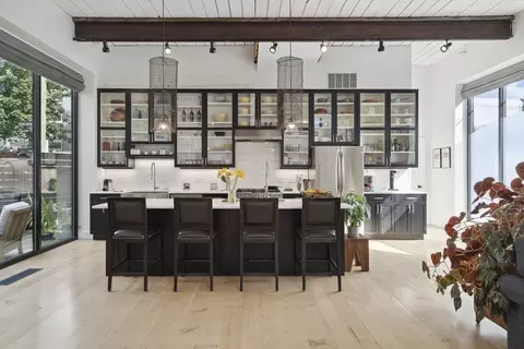 21 Village St #21, Somerville, MA 02143